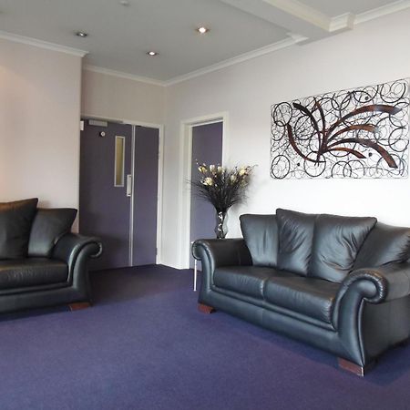 Amethyst Court Motor Lodge Порируа Екстериор снимка
