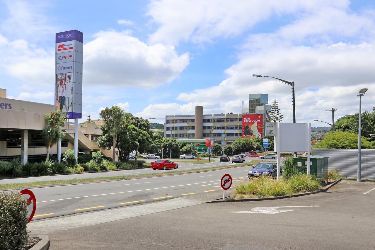 Amethyst Court Motor Lodge Порируа Екстериор снимка