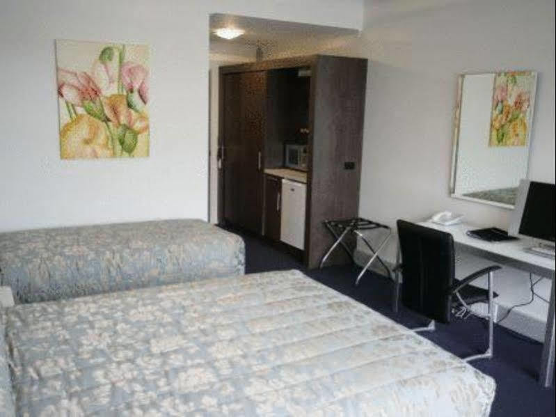 Amethyst Court Motor Lodge Порируа Екстериор снимка