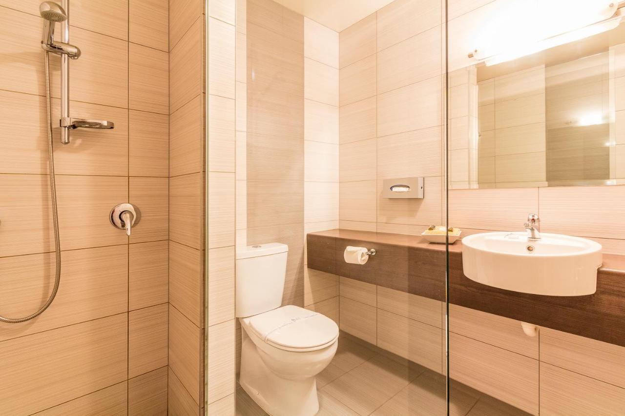 Amethyst Court Motor Lodge Порируа Стая снимка
